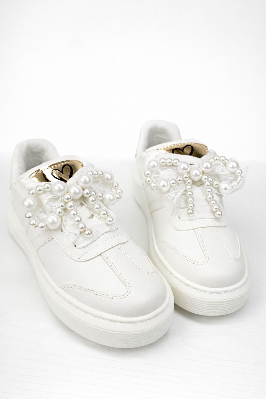 ref loving ref loving